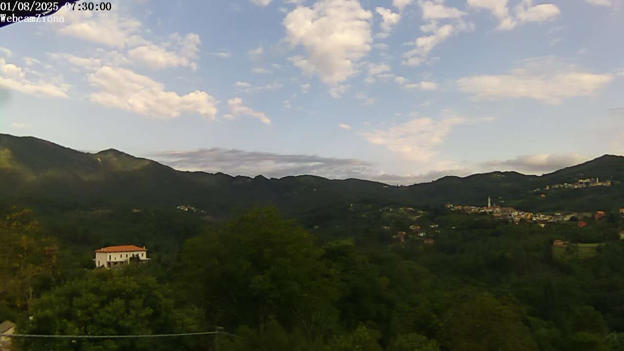 immagine della webcam nei dintorni di Campo Tenese: webcam Carro