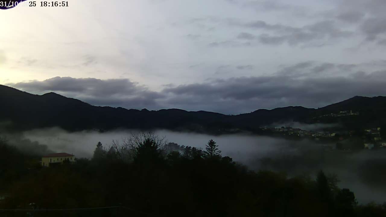 immagine della webcam nei dintorni di San Basile: webcam Carro