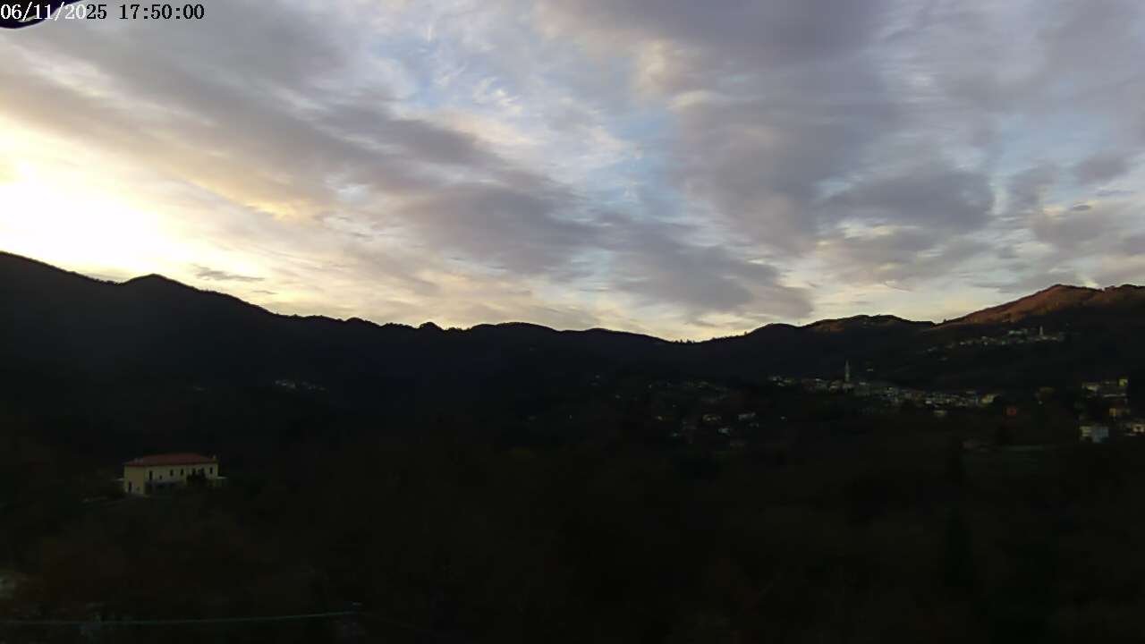 immagine della webcam nei dintorni di Altomonte: webcam Carro