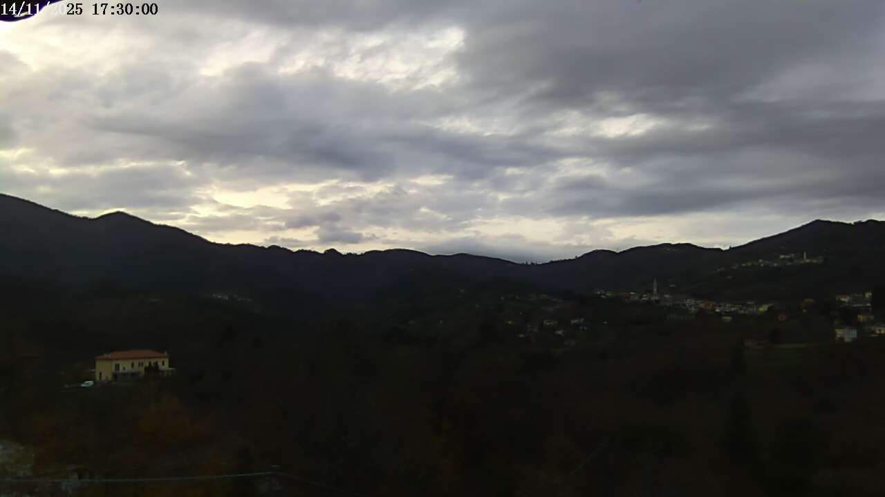 immagine della webcam nei dintorni di San Donato di Ninea: webcam Carro