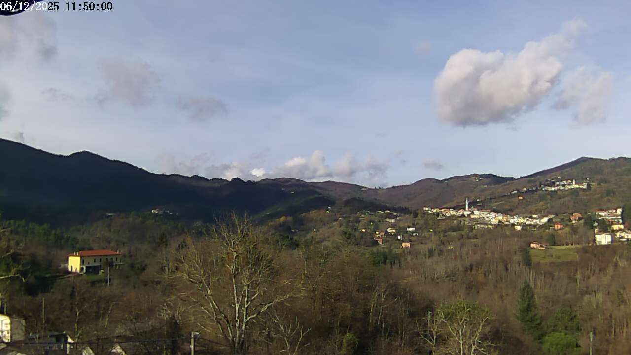 immagine della webcam nei dintorni di Campo Tenese: webcam Carro