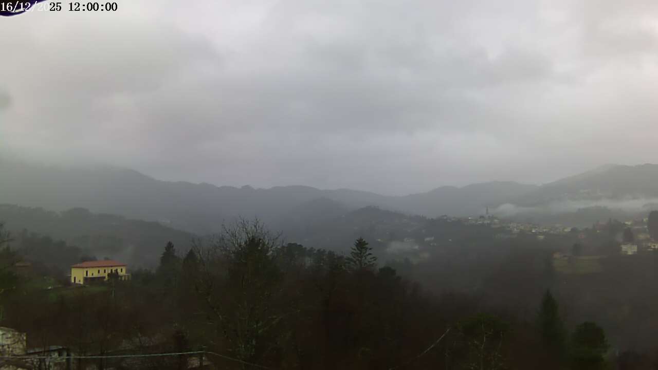 immagine della webcam nei dintorni di San Basile: webcam Carro