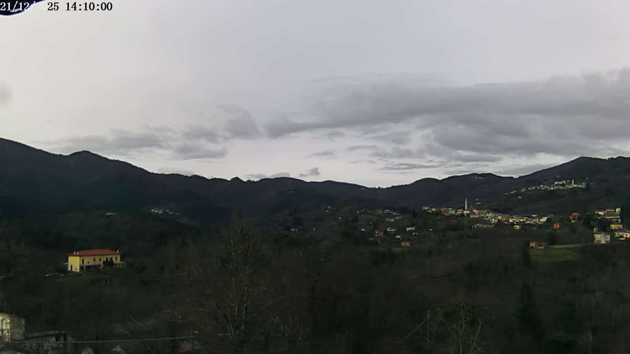 immagine della webcam nei dintorni di San Basile: webcam Carro